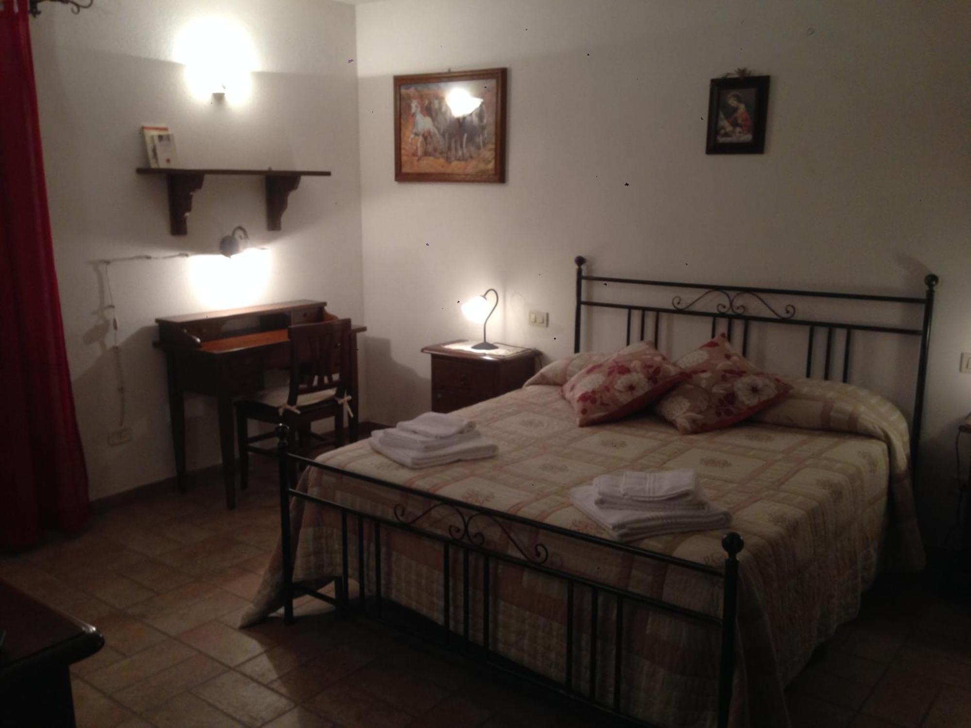 Podere Poggio Benedetto Сатурния Екстериор снимка