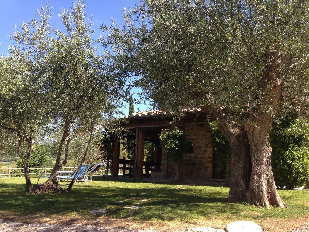 Podere Poggio Benedetto Сатурния Екстериор снимка